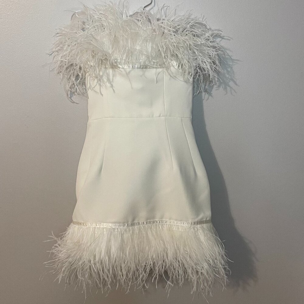 Bronx and Banco Lola Blanc Feather Mini Dress Strapless White XS 2 Bachelorette